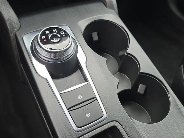 Used 2024 Ford Escape SE image 13