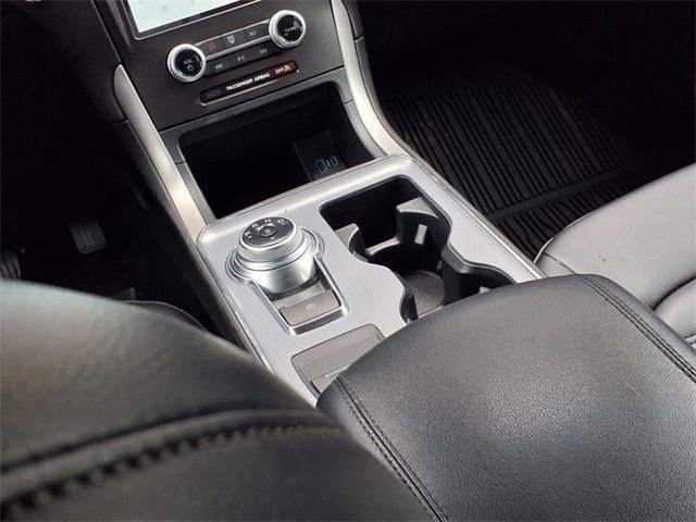 Used 2021 Ford Edge SEL w/ Convenience Package image 12