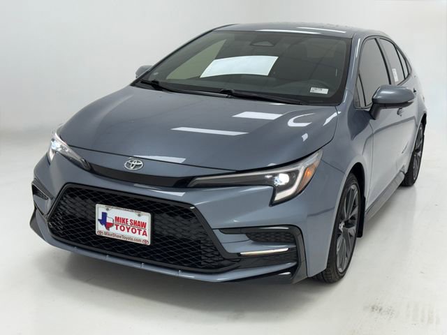 Used 2026 Toyota Corolla SE image 4