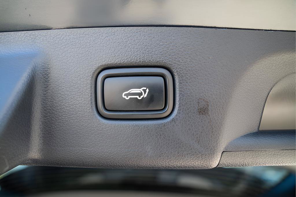 Used 2024 Hyundai Palisade Calligraphy image 13