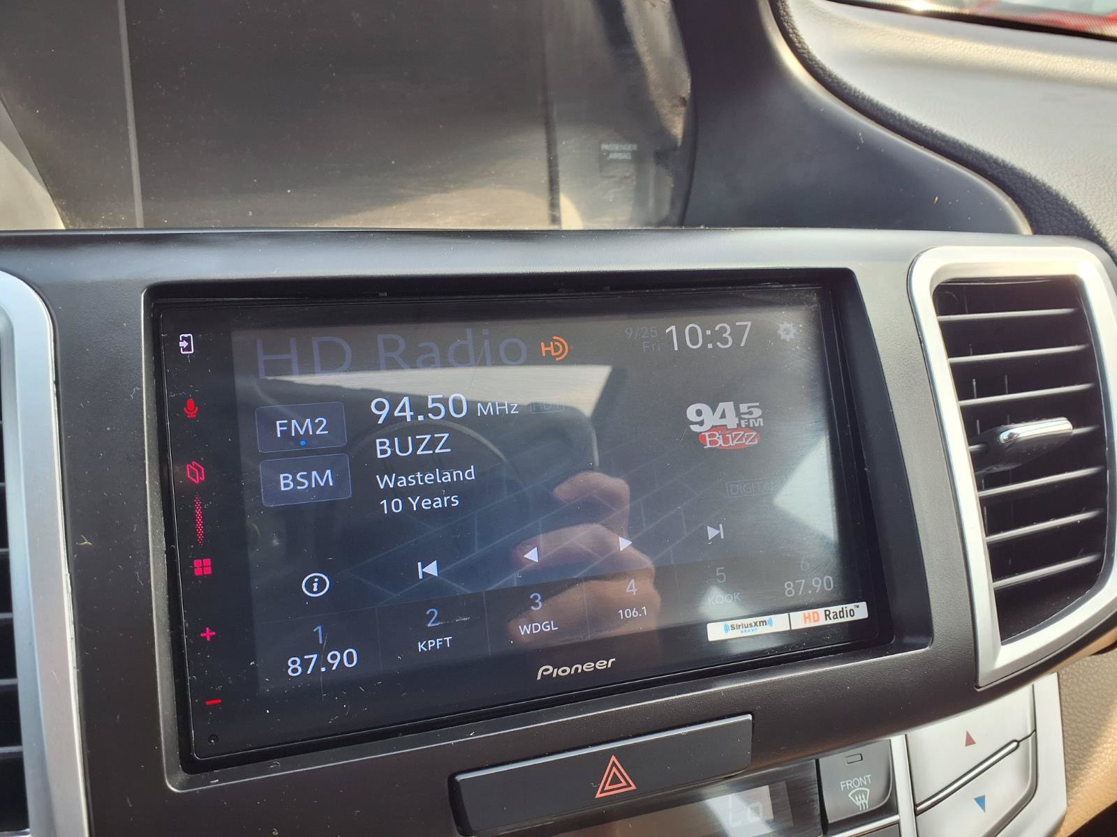 Used 2015 Honda Accord EX-L image 7