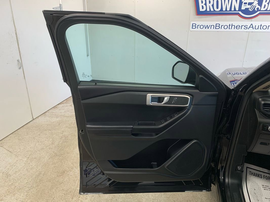 Used 2023 Ford Explorer 4WD image 14