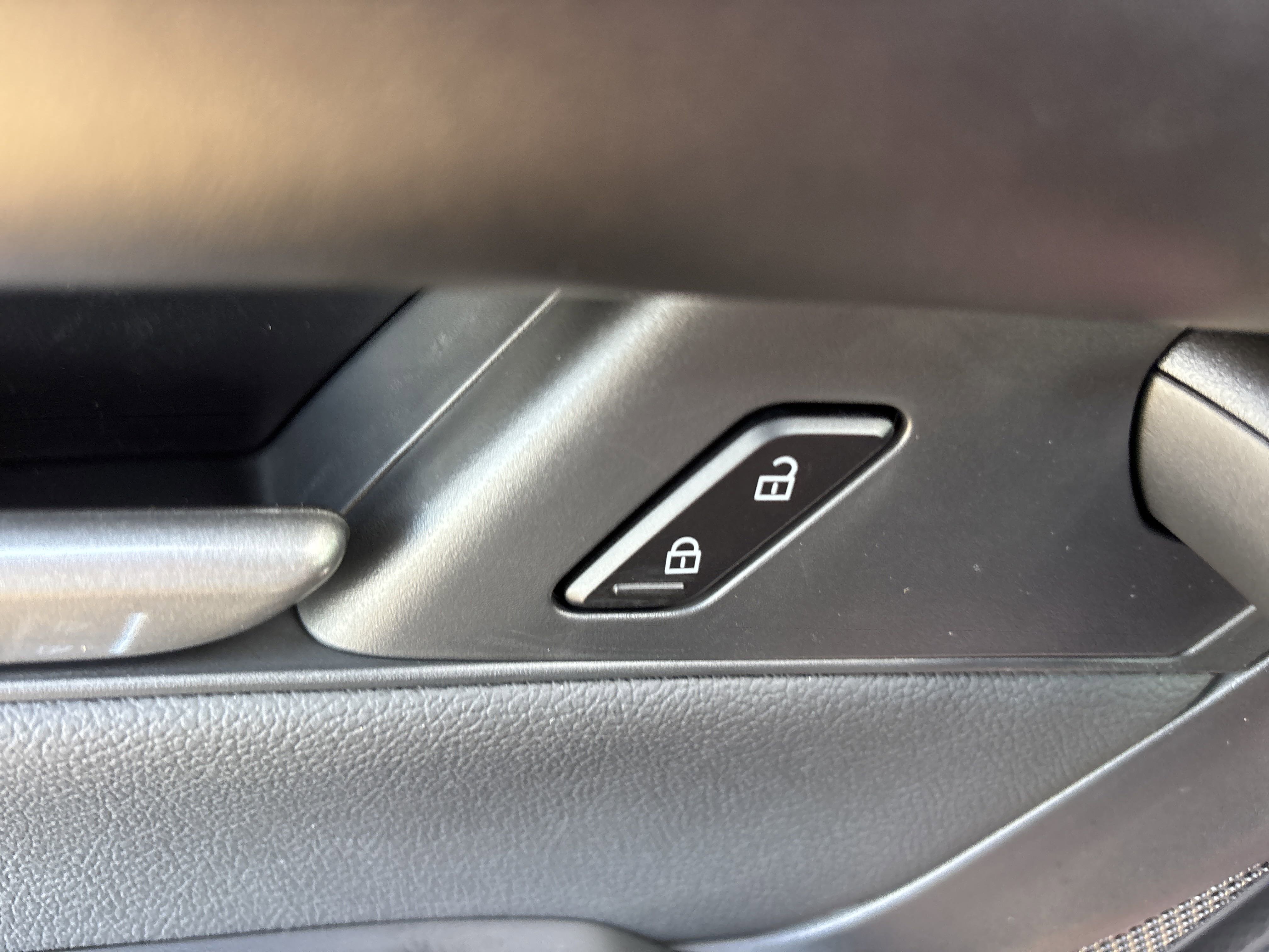 New 2026 MAZDA CX-50 AWD 2.5 Hybrid w/ Premium Pkg image 23