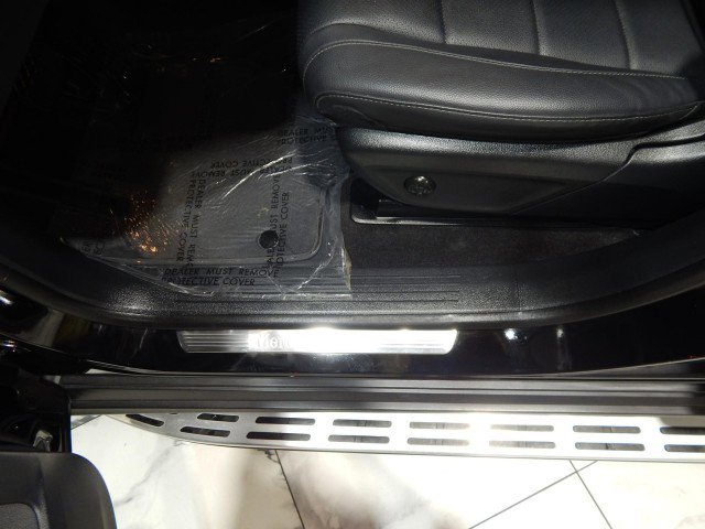 Used 2023 Mercedes-Benz GLE 450 GLE 450 AWD w/ AMG Line Exterior image 15