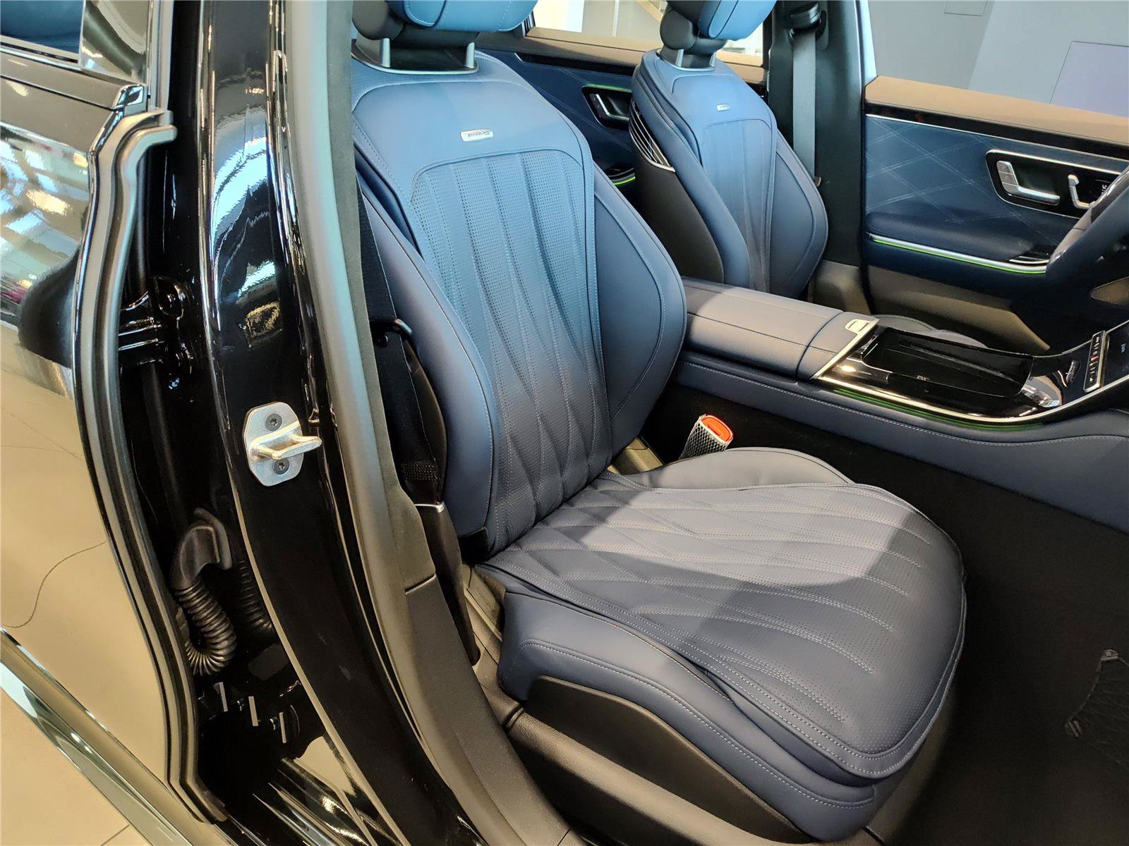 New 2026 Mercedes-Benz S 63 AMG S image 8