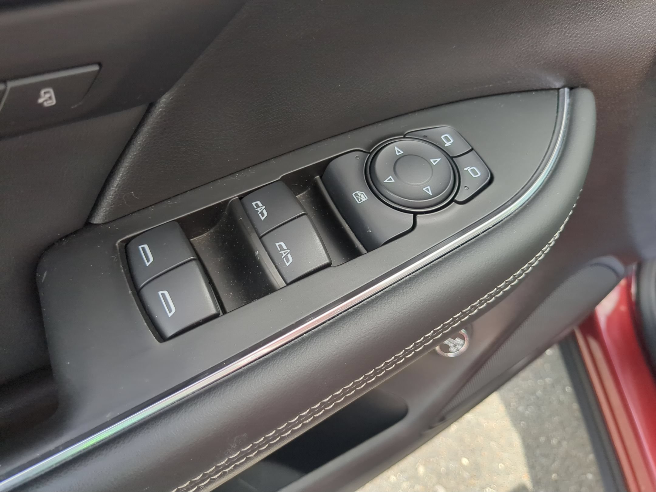 Certified 2023 Buick Envision Essence w/ Sport Touring Package AWD/4WD image 21