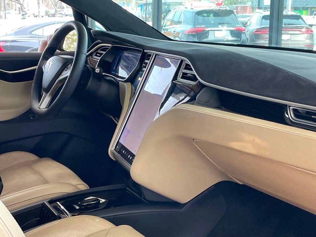 Used 2016 Tesla Model X 90D AWD/4WD image 21
