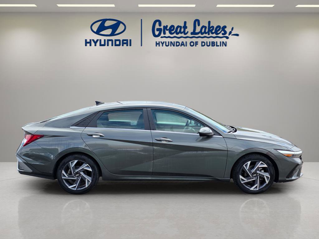 Used 2024 Hyundai Elantra SEL w/ Convenience Package FWD image 6