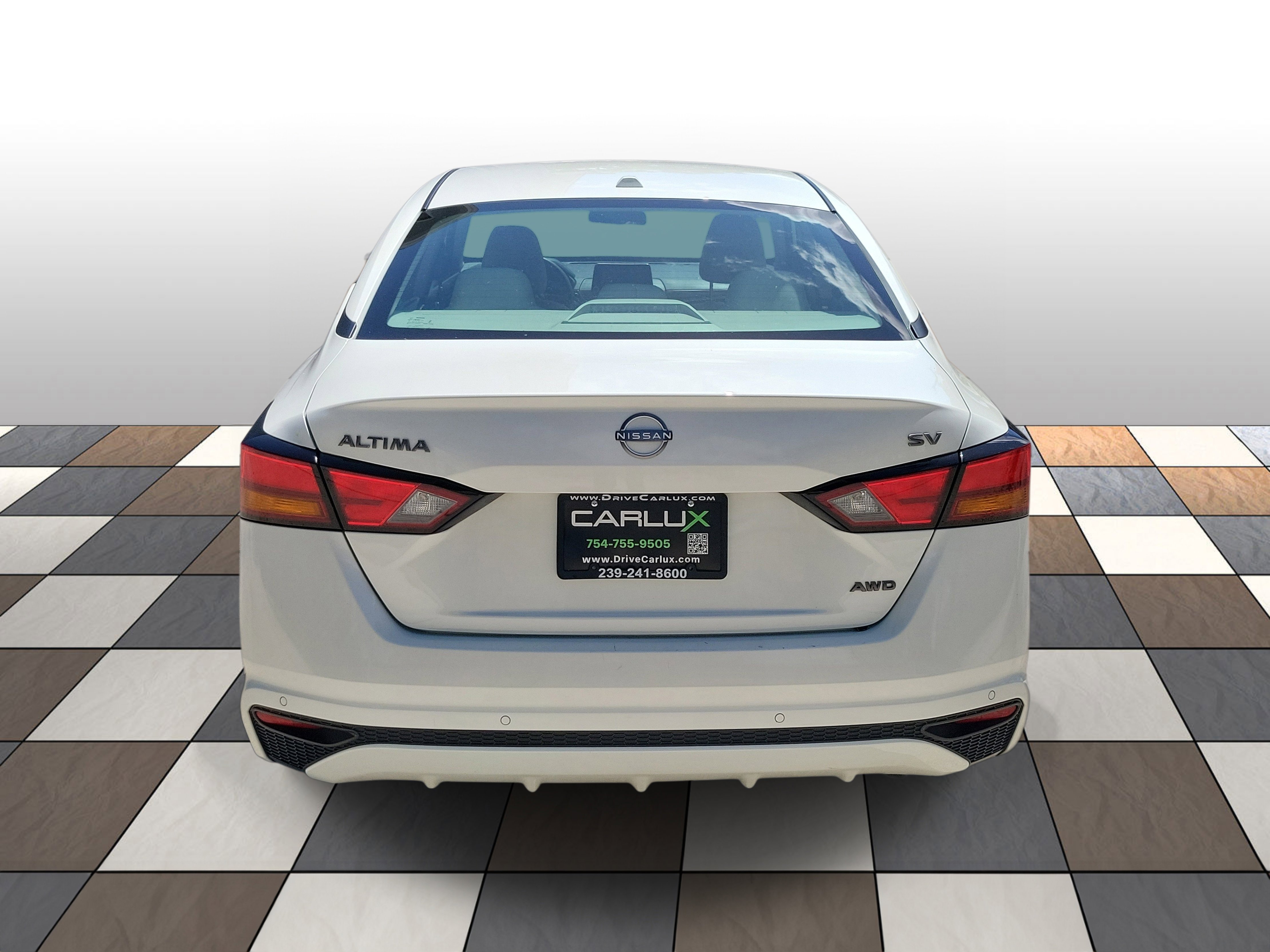 Used 2024 Nissan Altima 2.5 SV AWD/4WD image 6