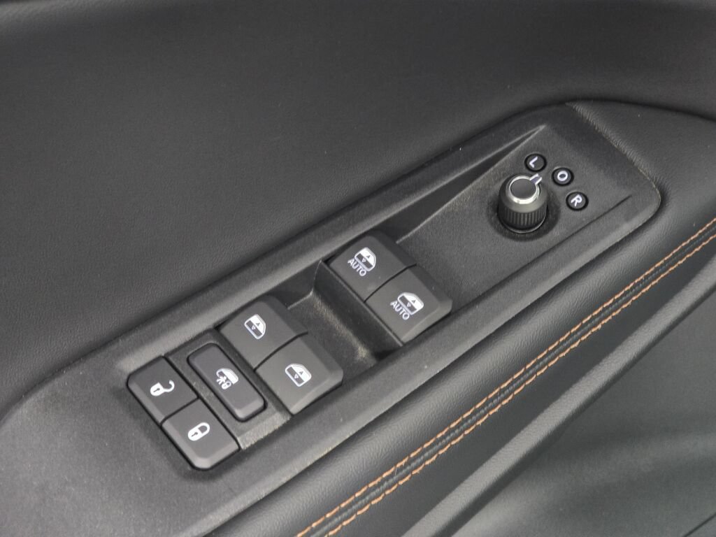 New 2026 Jeep Cherokee Limited AWD/4WD image 36