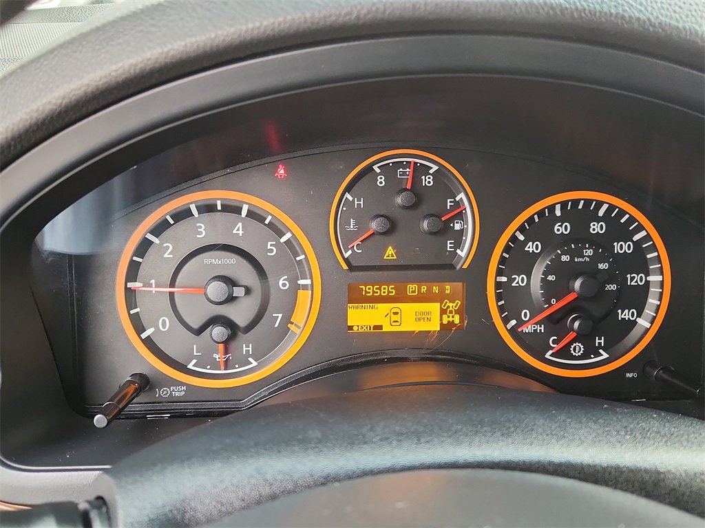 Used 2015 Nissan Armada 4WD image 23