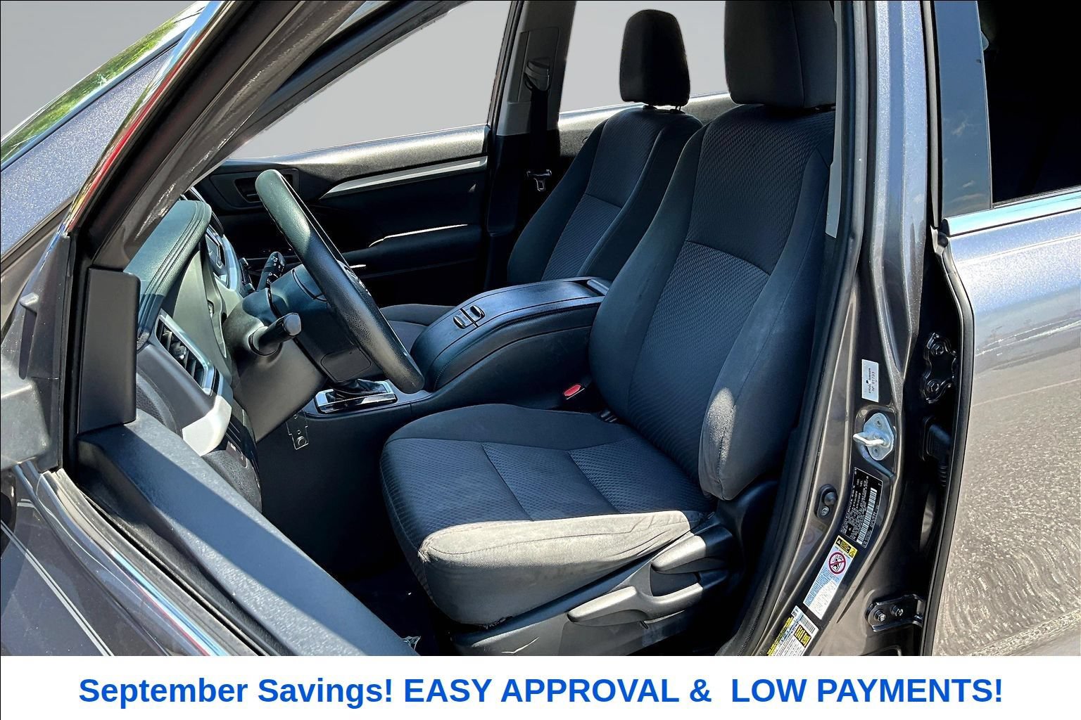 Used 2019 Toyota Highlander LE FWD image 24