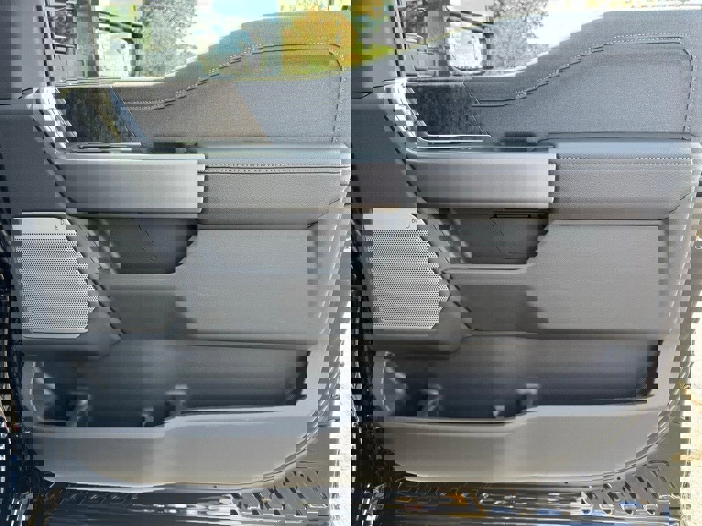 New 2026 Ford F250 Lariat w/ FX4 Off-Road Package image 27