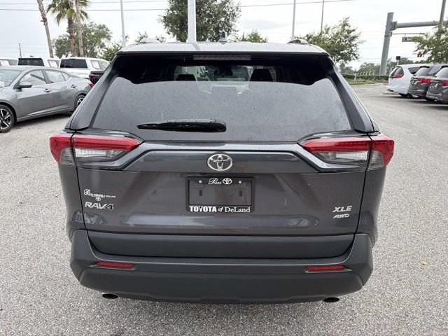 Used 2025 Toyota RAV4 XLE AWD/4WD image 3