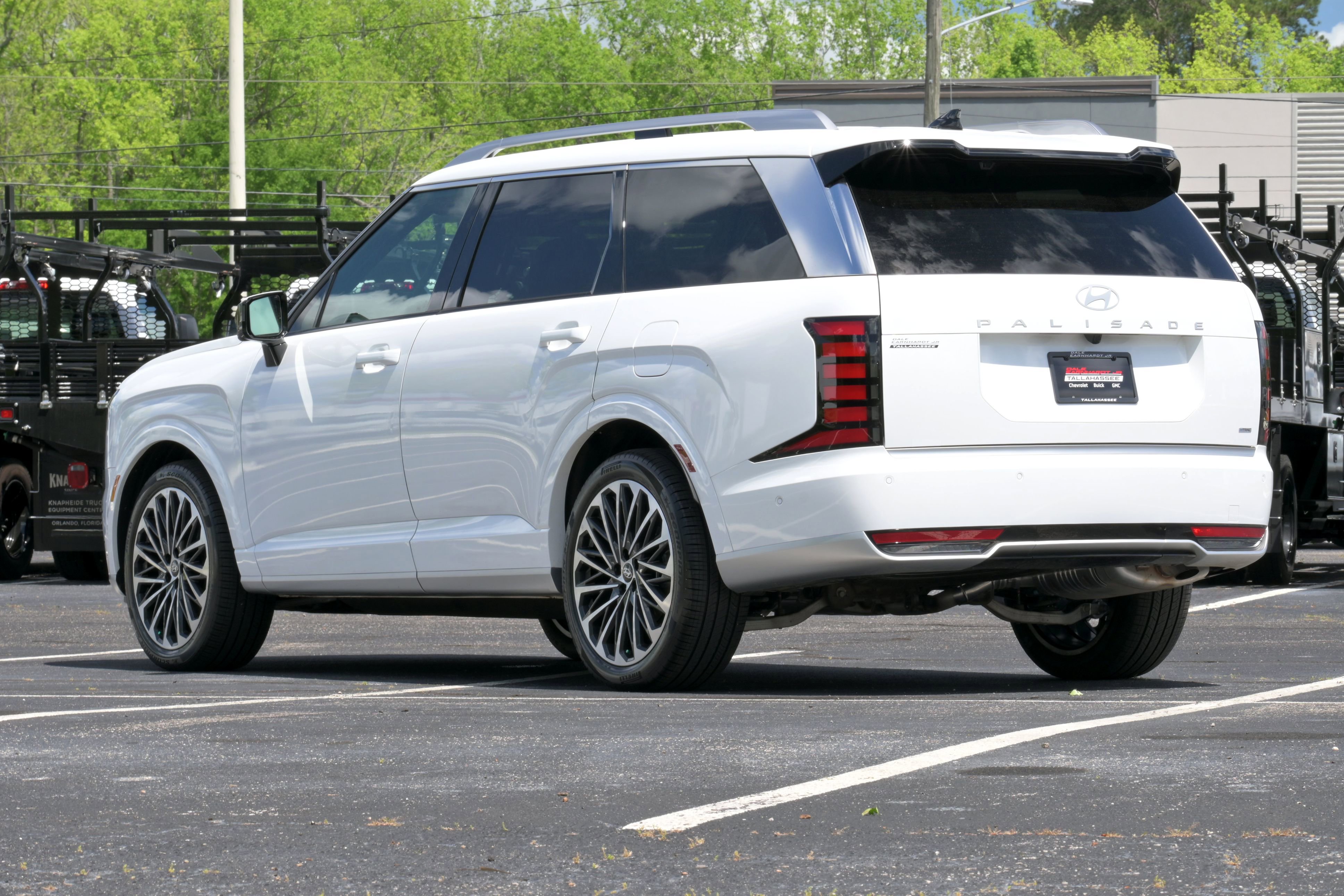 Used 2026 Hyundai Palisade Calligraphy AWD/4WD image 3