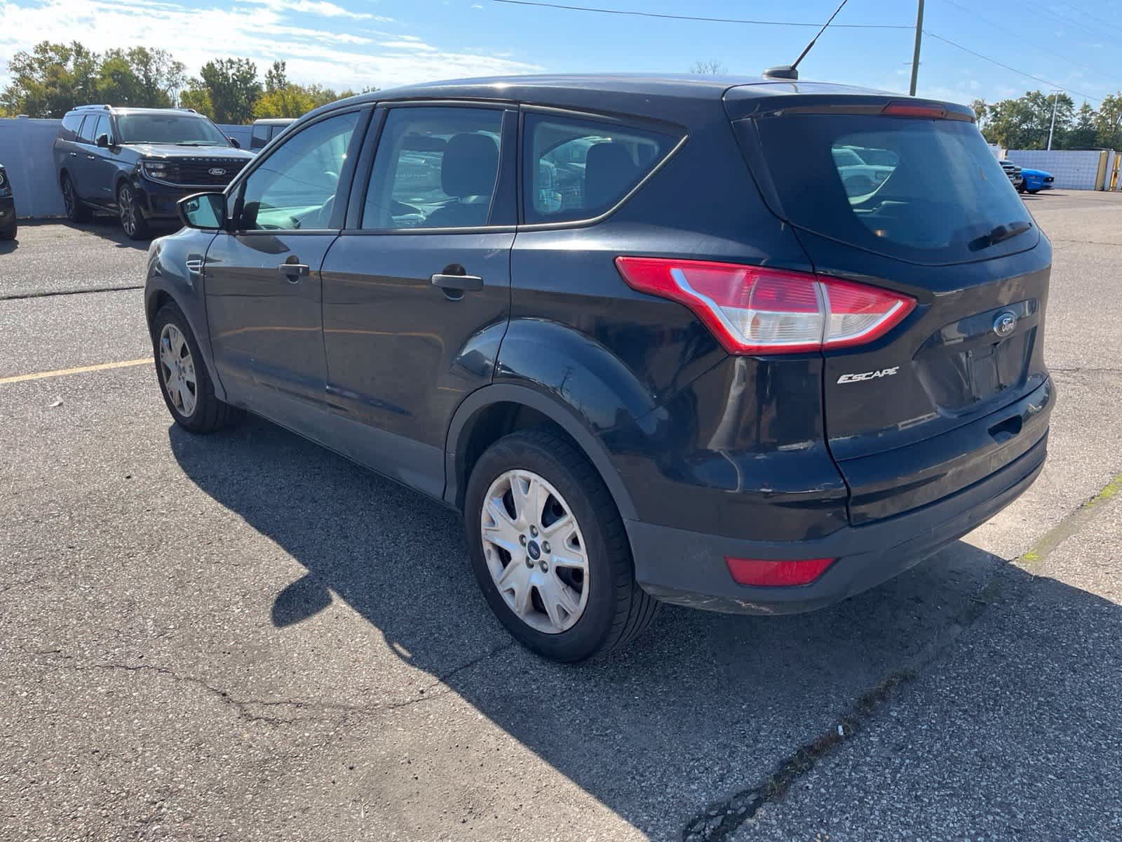Used 2016 Ford Escape S FWD image 10