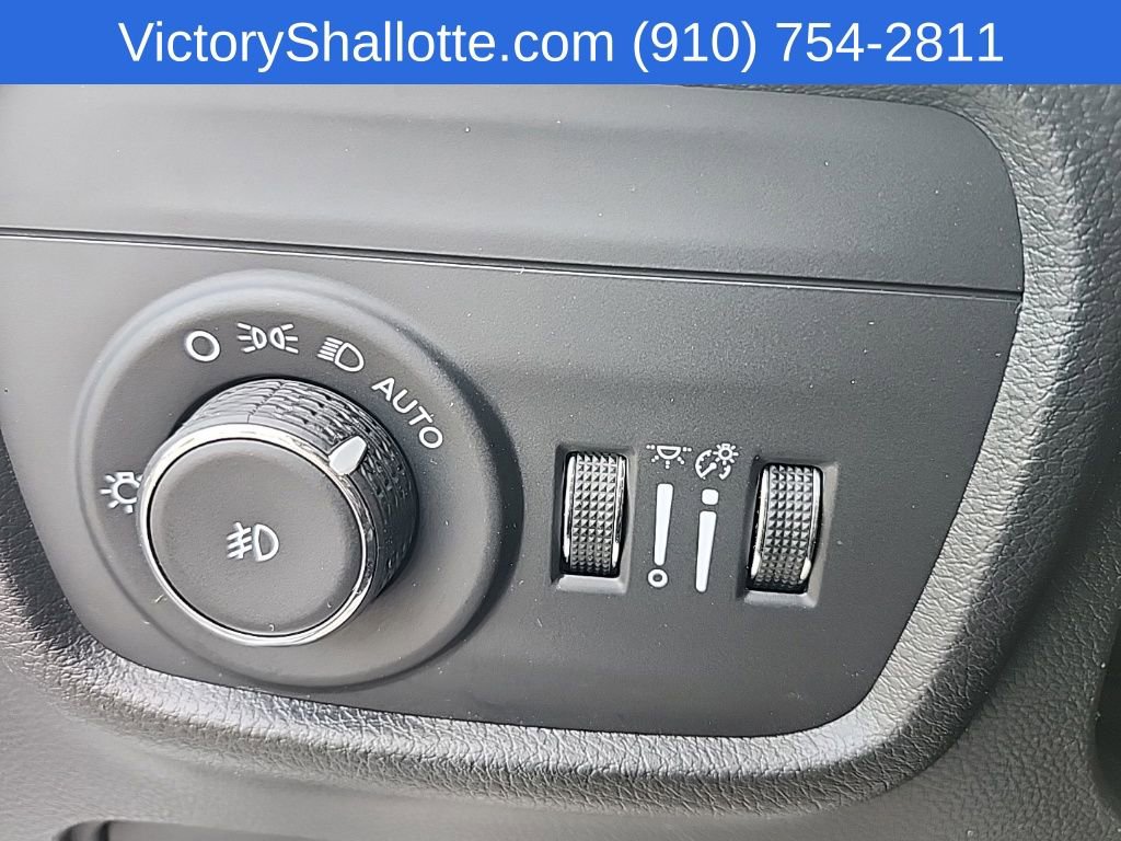 Used 2025 Jeep Grand Cherokee L Summit w/ Obsidian Package AWD/4WD image 20