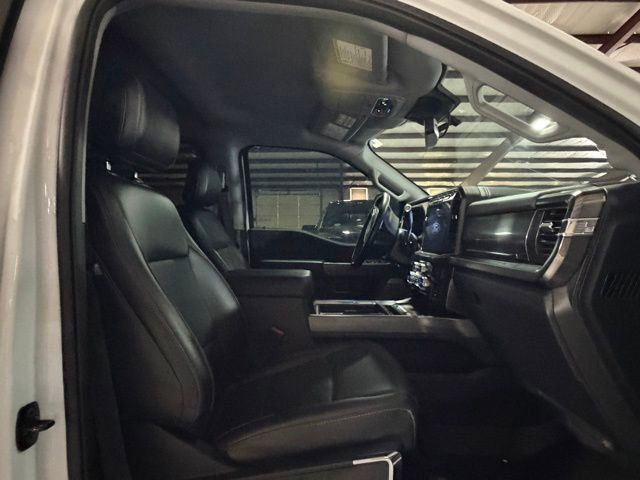 Used 2024 Ford F250 Lariat image 11