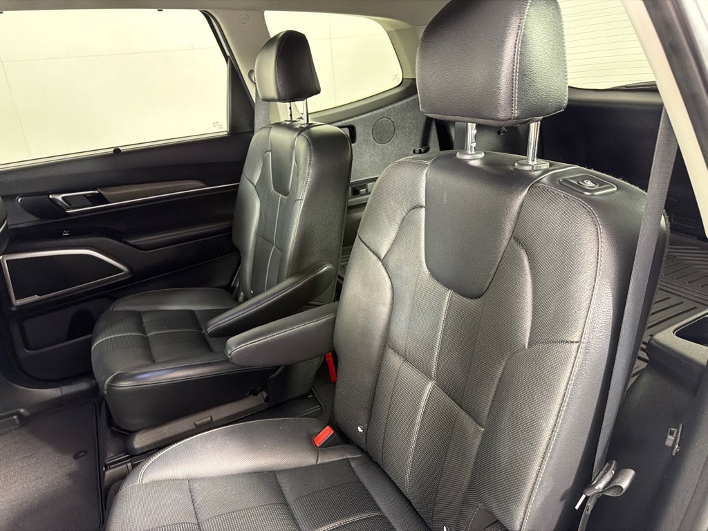 Used 2020 Kia Telluride EX w/ EX Premium Package AWD/4WD image 18