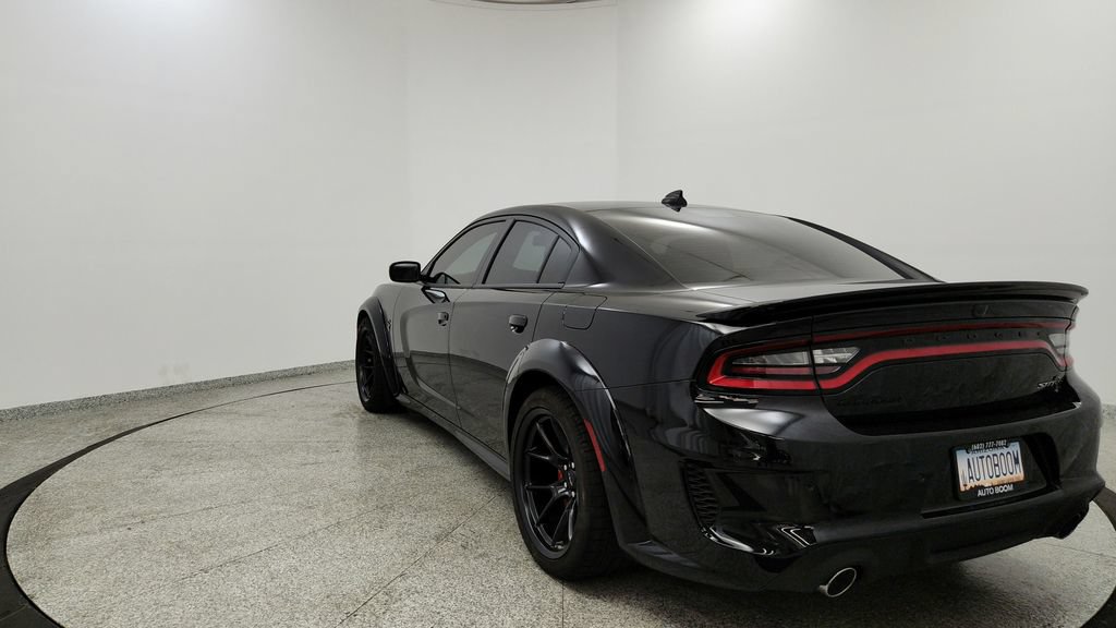 Used 2022 Dodge Charger SRT Hellcat RWD image 4