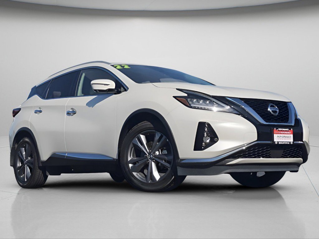 Used 2022 Nissan Murano Platinum w/ Cargo Package image 2