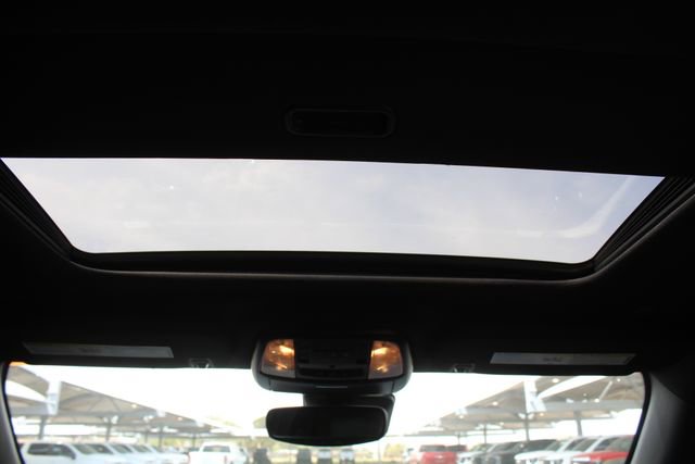 Used 2021 Dodge Durango R/T w/ Technology Group image 21