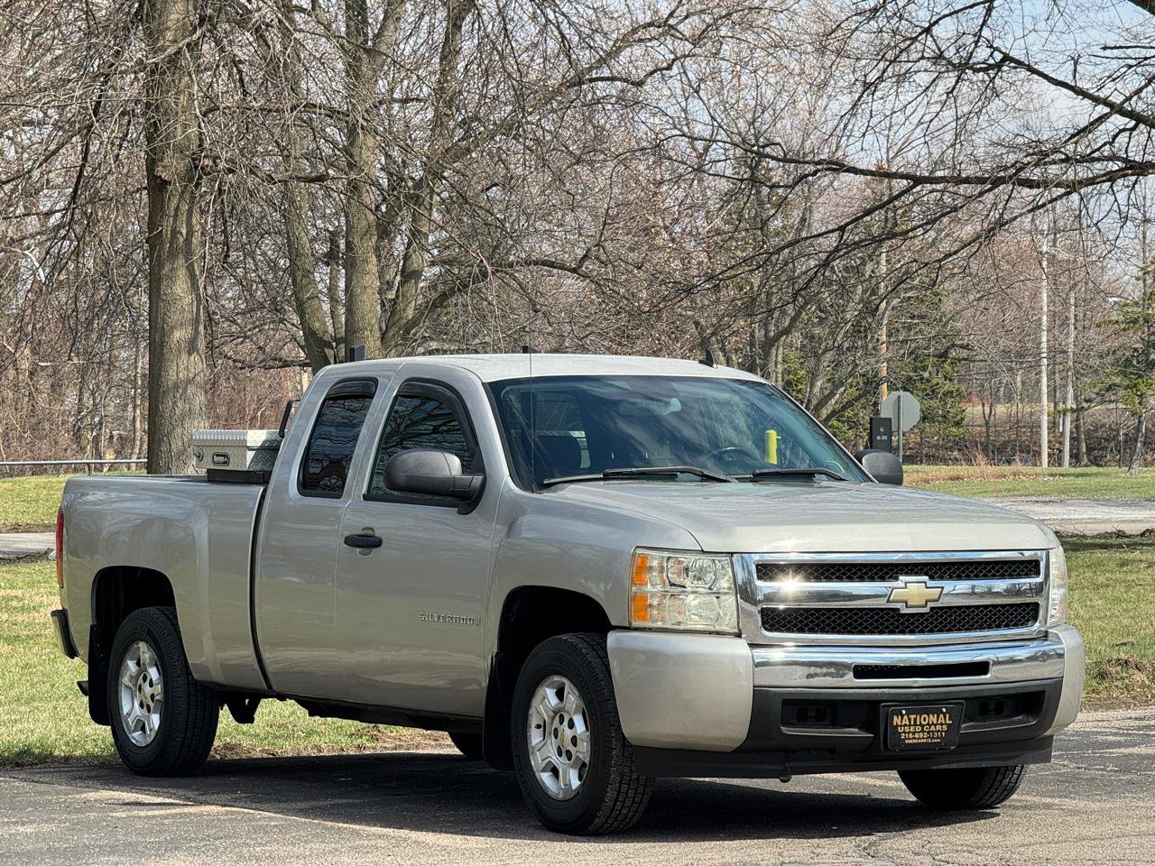 Used 2009 Chevrolet Silverado 1500 LT w/ Power Pack Plus image 3