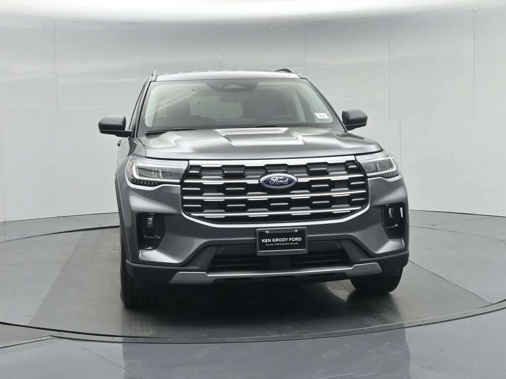 New 2026 Ford Explorer Active w/ Active Comfort Package RWD image 28