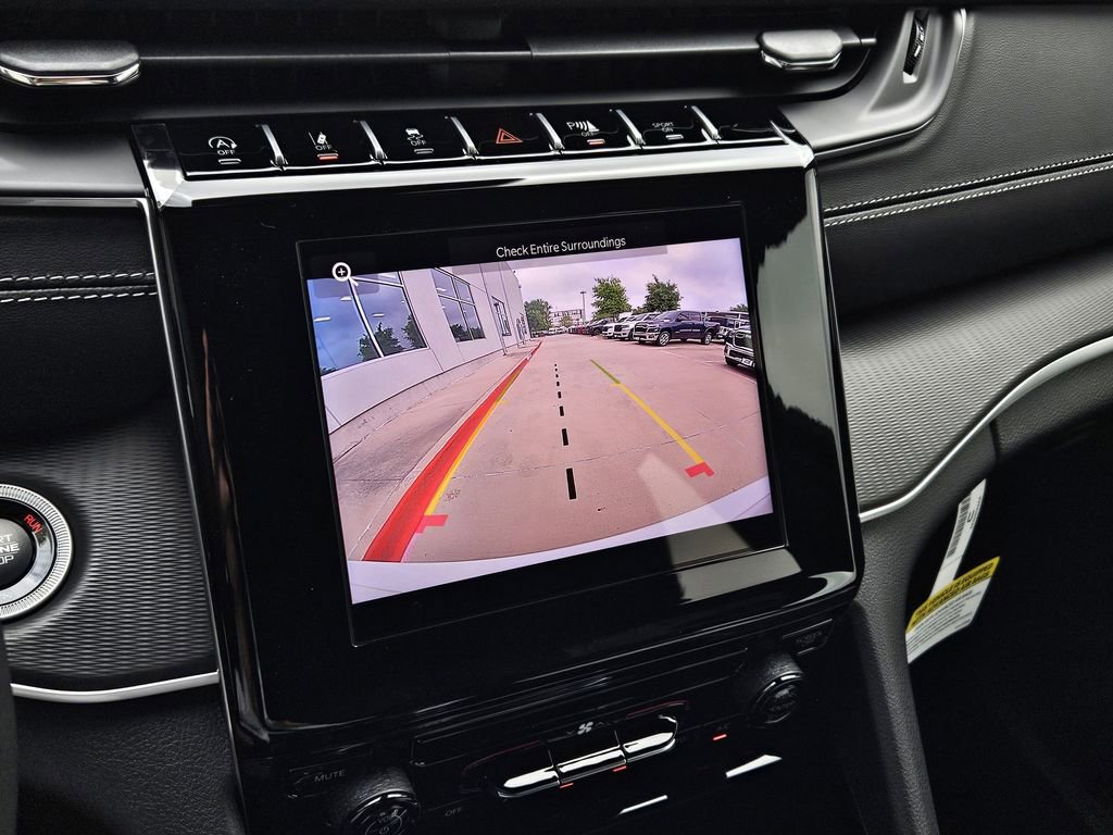 New 2026 Jeep Grand Cherokee Laredo RWD image 19