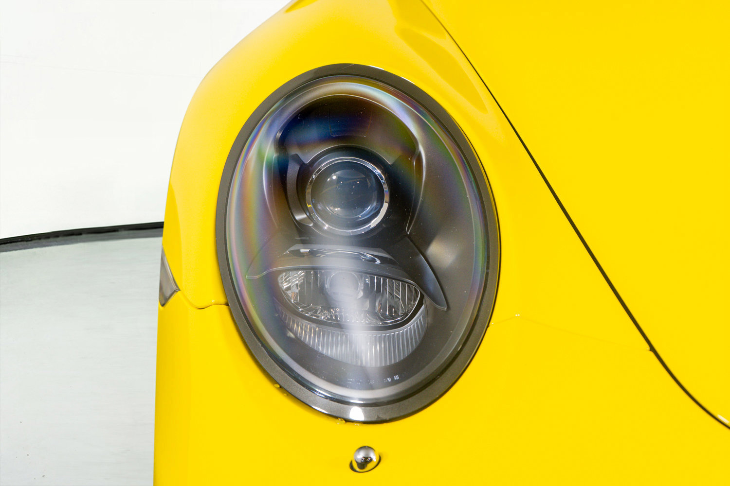 Used 2015 Porsche 911 Turbo w/ Sport Chrono Package image 24