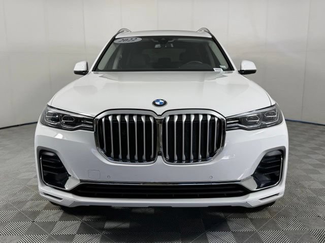 Used 2022 BMW X7 xDrive40i w/ Cold Weather Package AWD/4WD image 11