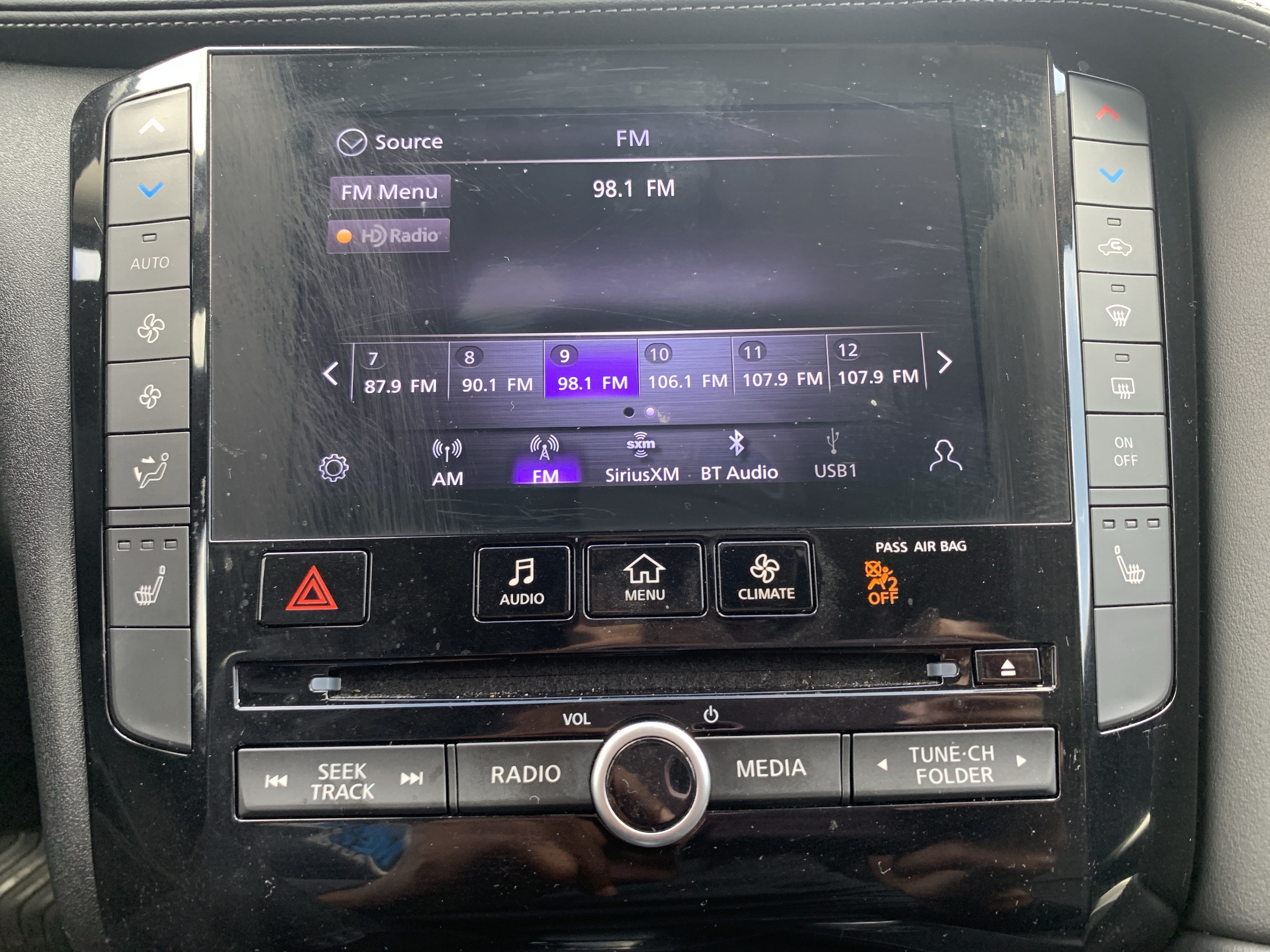 Used 2023 INFINITI QX50 Luxe FWD image 23