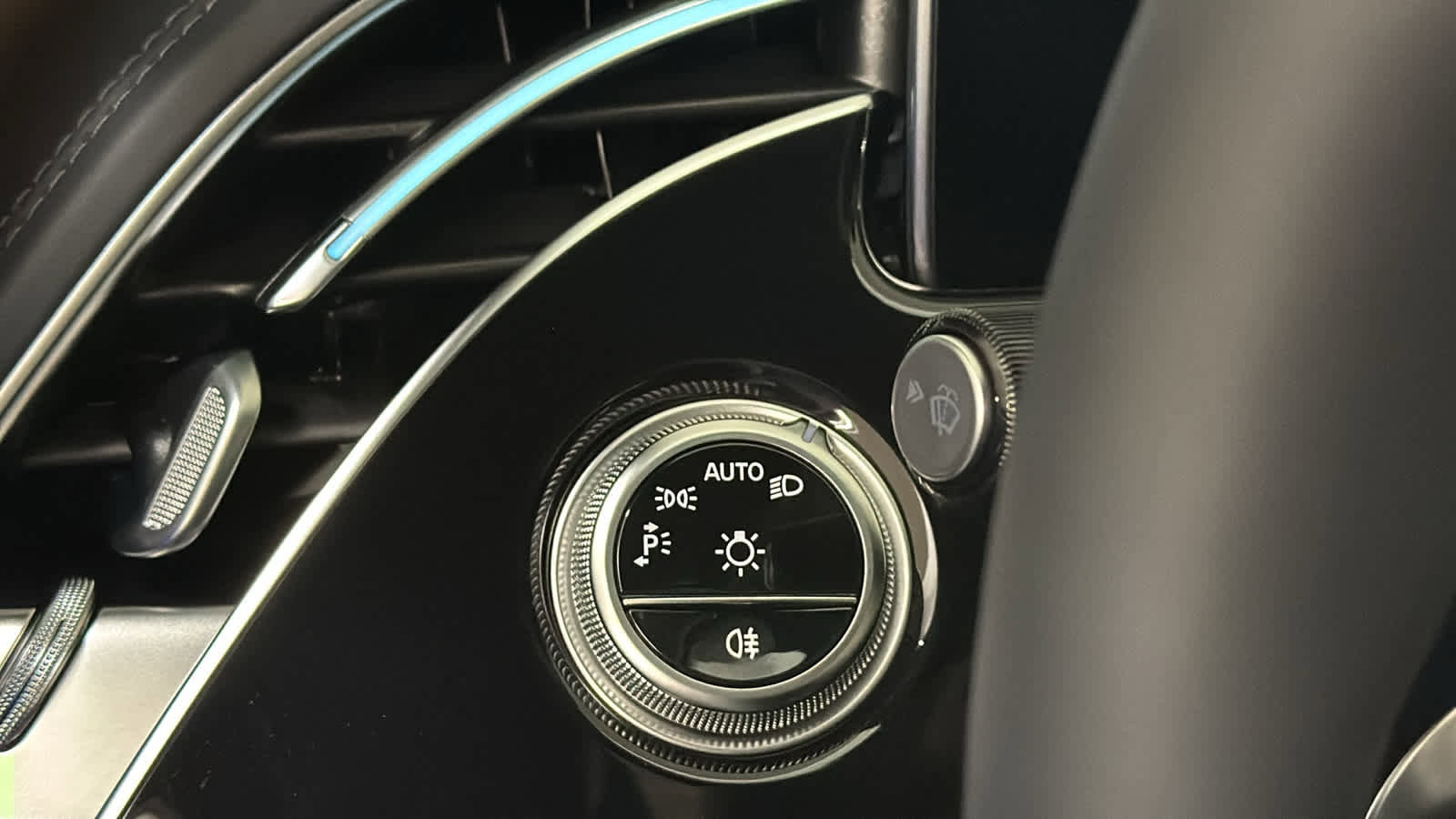 New 2026 Mercedes-Benz E 350 4MATIC Sedan image 18