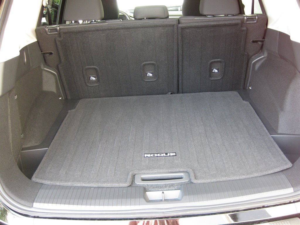 Used 2026 Nissan Rogue SV FWD image 28