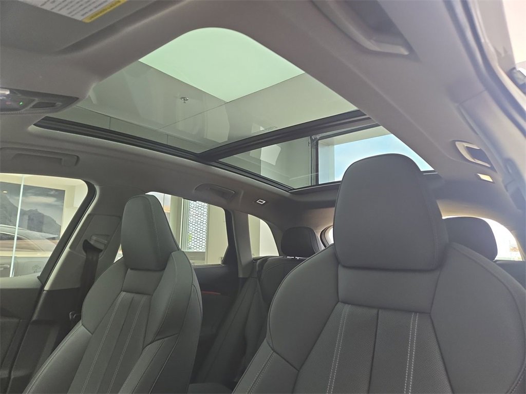 New 2025 Audi Q5 Premium Plus image 22