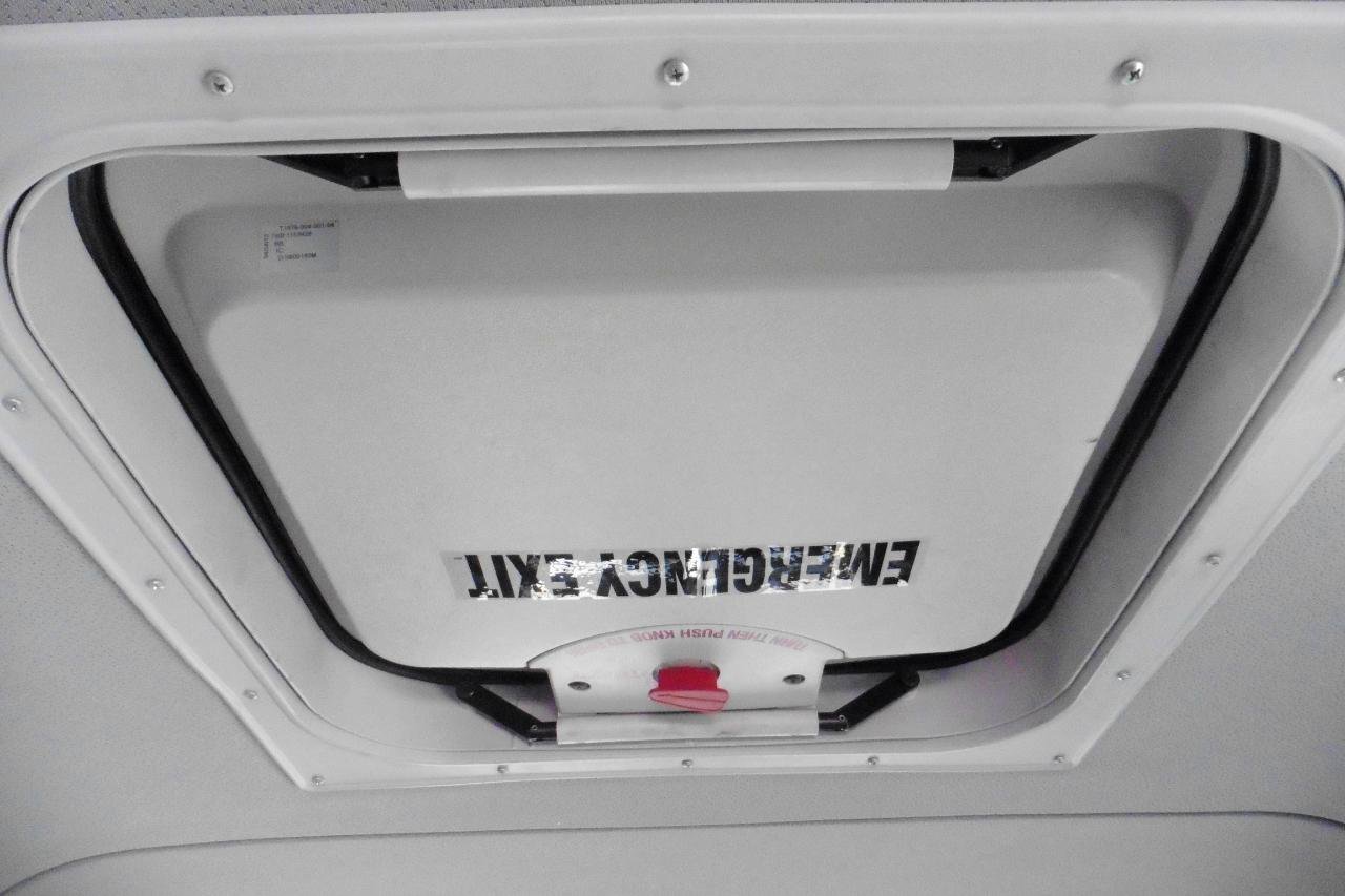 Used 2012 Mercedes-Benz Sprinter 3500 image 23