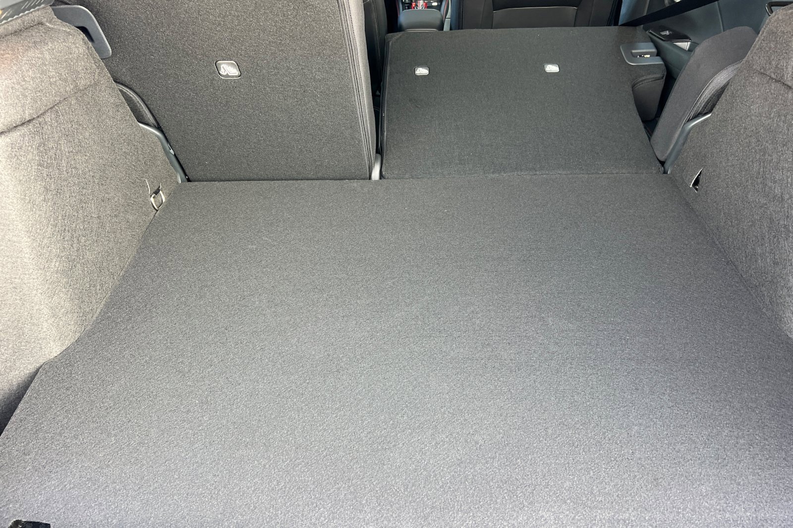 New 2026 Nissan Kicks SR w/ Cold Weather Package image 18