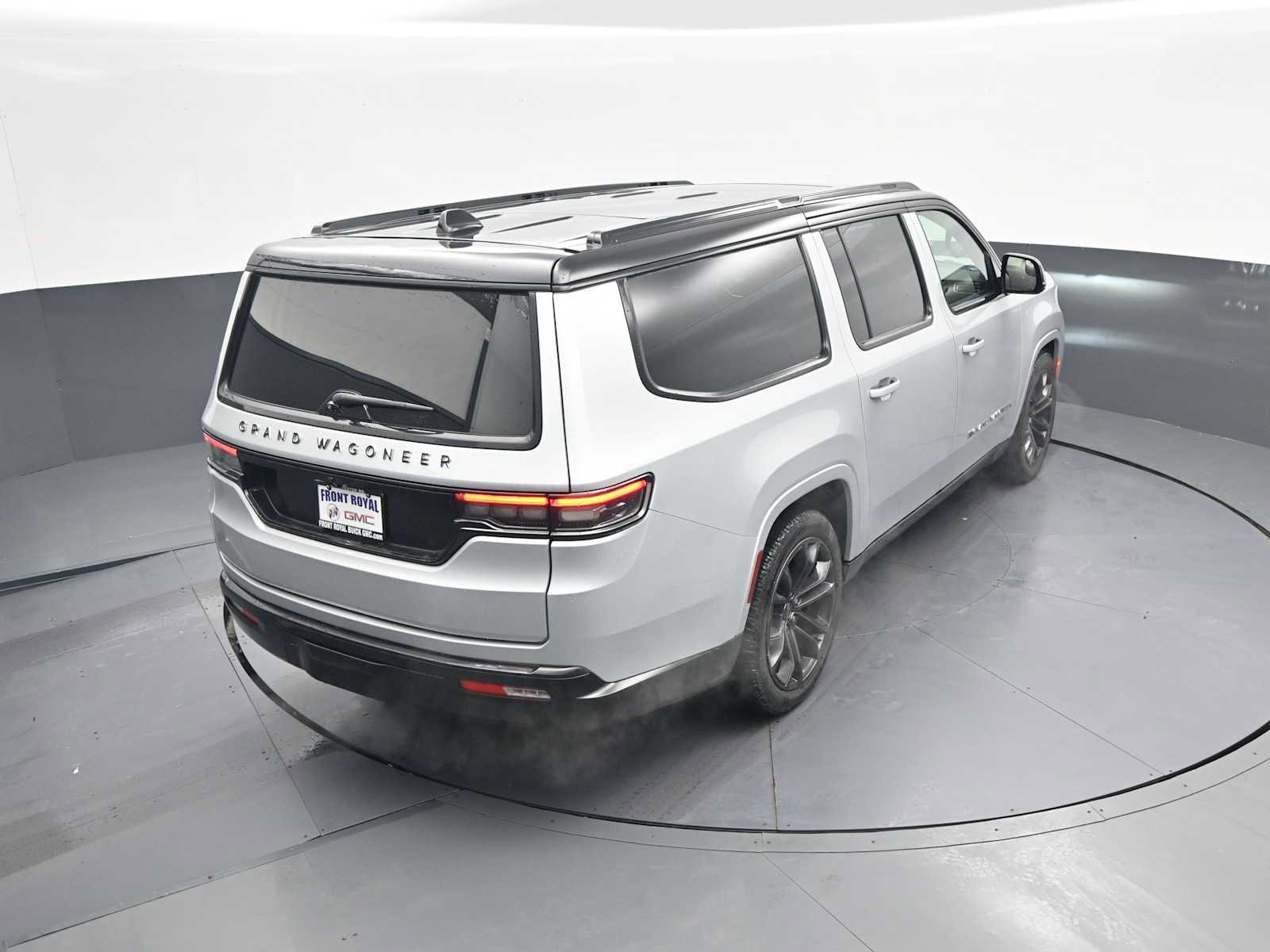 Used 2024 Jeep Grand Wagoneer L Series II w/ Quick Order Packagew 28T image 43