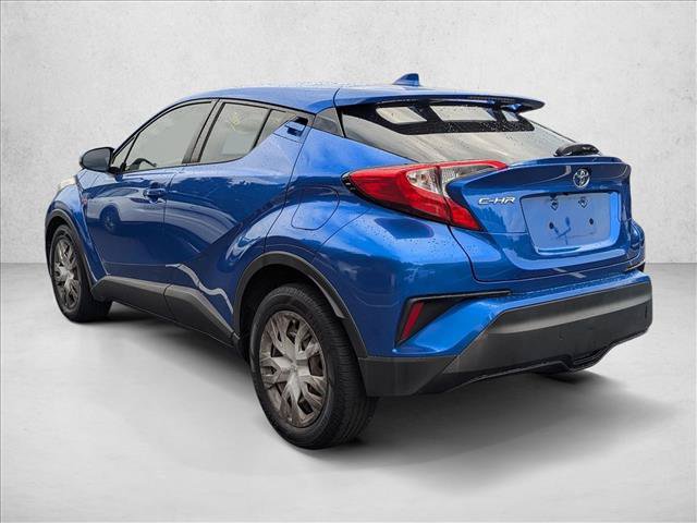 Used 2019 Toyota C-HR LE FWD image 2