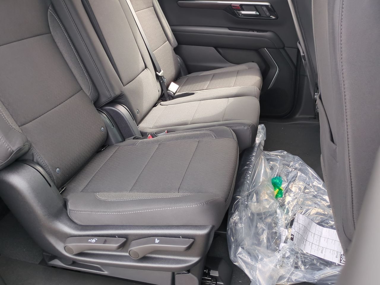 New 2026 Chevrolet Suburban LS w/ LPO, Dark Essentials Package AWD/4WD image 26