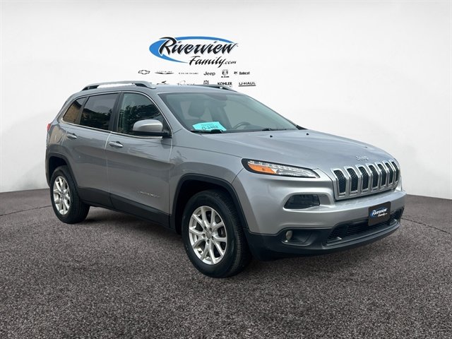 Used 2015 Jeep Cherokee Latitude w/ Cold Weather Group image 7