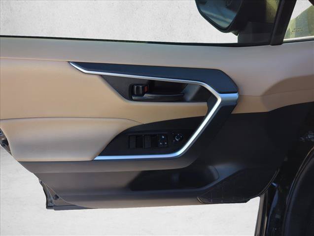 Certified 2025 Toyota RAV4 LE FWD image 11