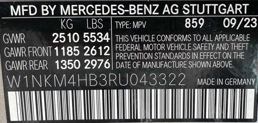 Used 2024 Mercedes-Benz GLC 300 4MATIC image 42