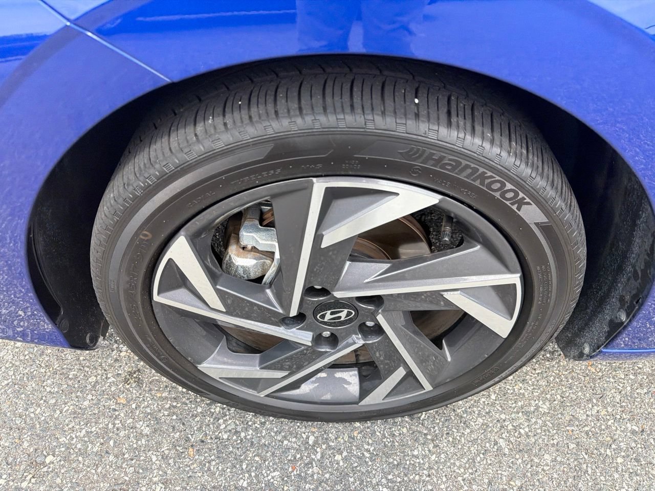 Used 2025 Hyundai Elantra SEL FWD image 13