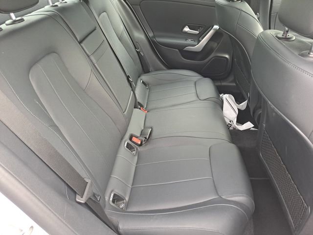 Used 2025 Mercedes-Benz CLA 250 4MATIC image 27