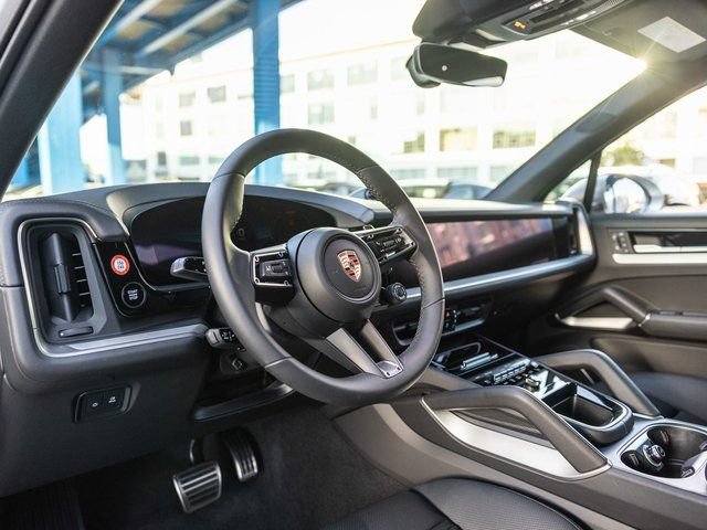 Certified 2026 Porsche Cayenne S AWD/4WD image 21