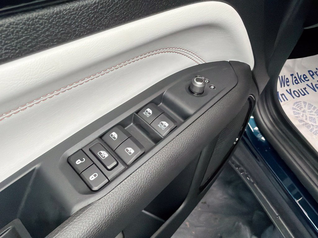 New 2026 Jeep Compass Limited AWD/4WD image 18