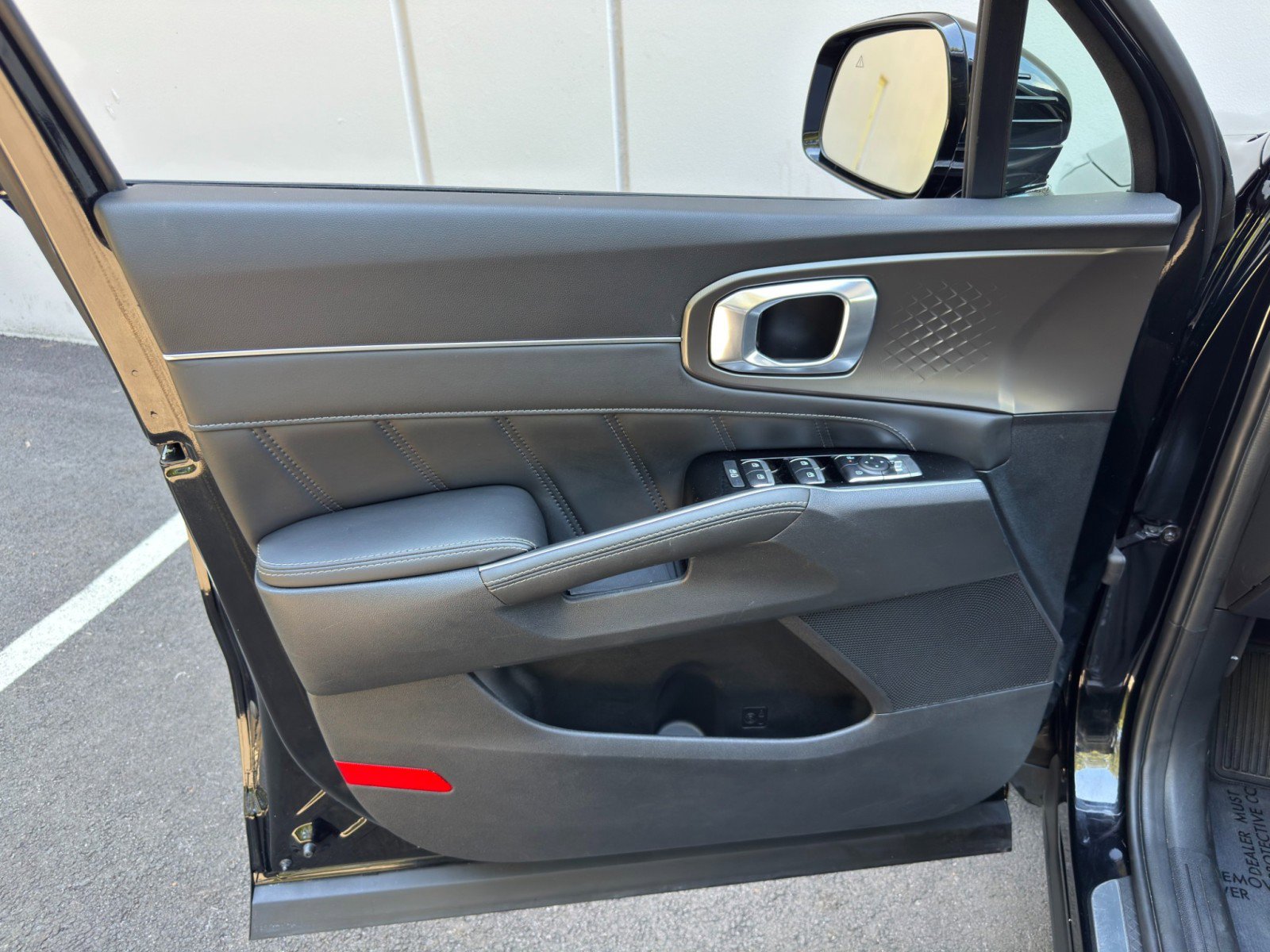Used 2024 Kia Sorento SX FWD image 43