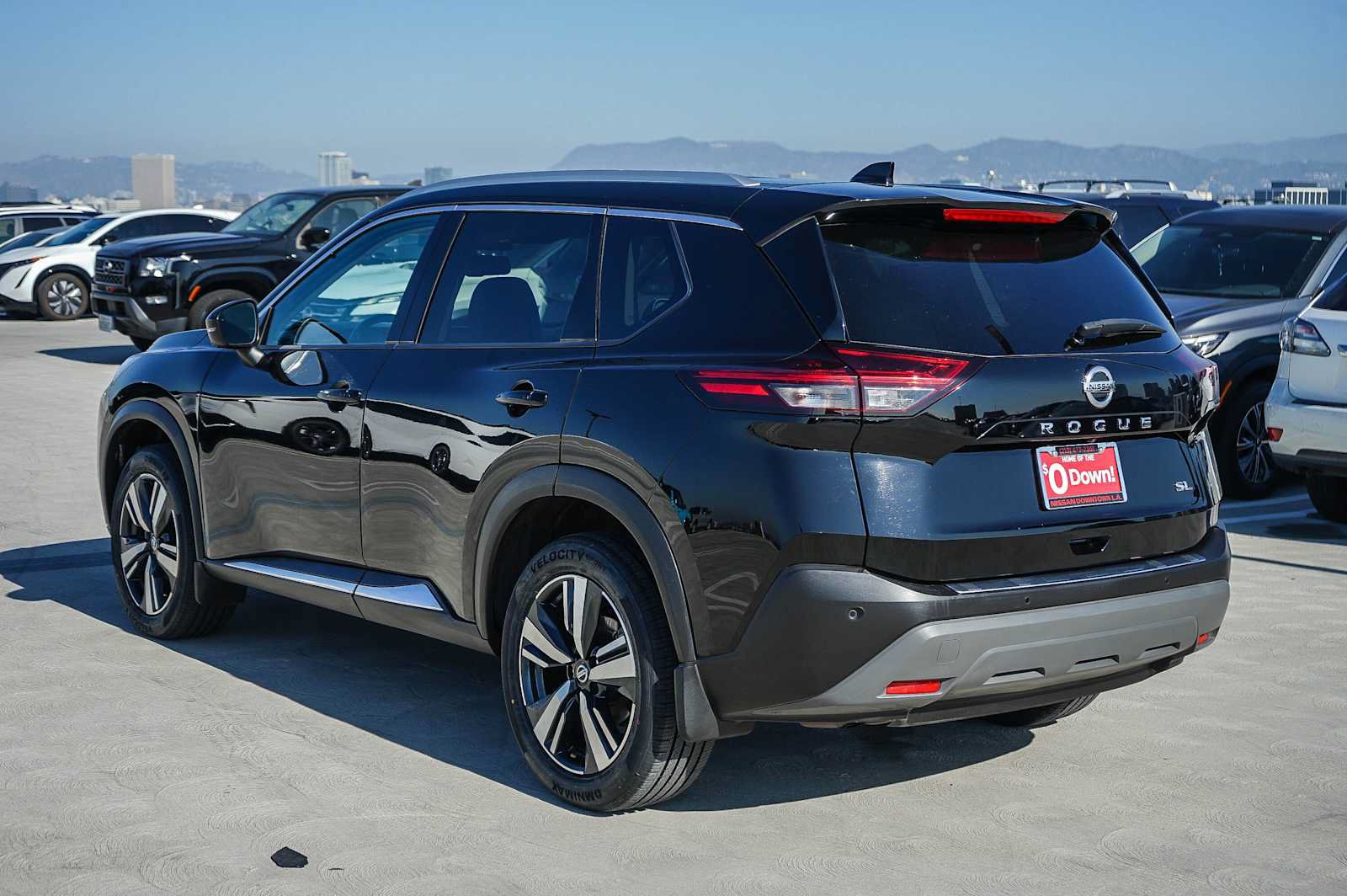 Used 2021 Nissan Rogue SL FWD image 6