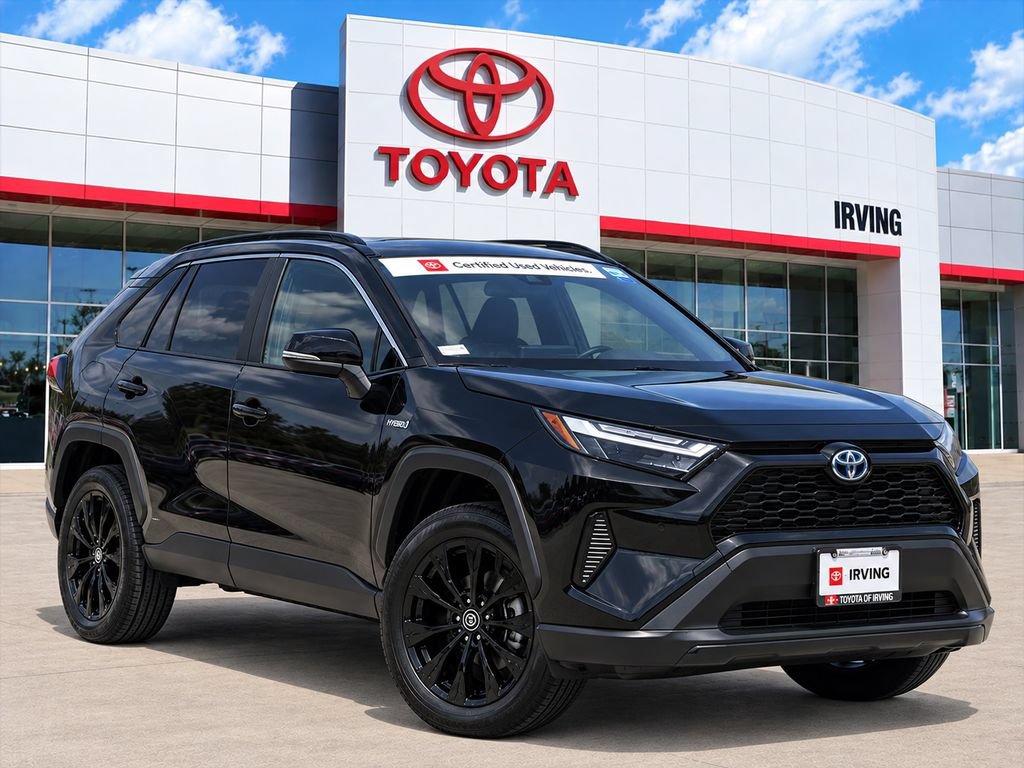 Used 2024 Toyota RAV4 XSE AWD/4WD image 7